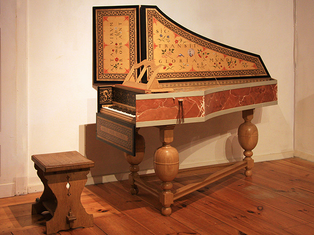 Flemish Harpsichord 05
